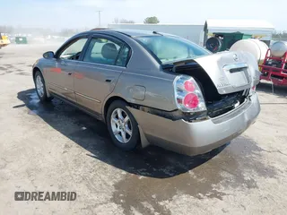 2005 Nissan Altima 3.5 SE with VIN 1N4BL11DX5C353106, listed as a IAAI auction lot 41833288 with 148,146 mi miles. Bid and sale history available at carsss.com. Image 3.