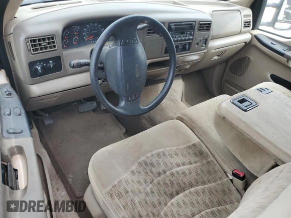 2000 Ford F-250 XL z VIN 1FTNX20F7YEE48249, wystawiony jako Copart lot #49073254 z przebiegiem 162 954 mil mil oraz Czysty tytuł • Clean title. Historia ofert i sprzedaży dostępna na DreamBid. Obrazek 8.