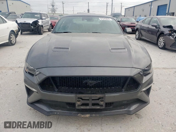 2019 Ford Mustang GT z VIN 1FA6P8CF5K5122630, wystawiony jako Copart lot #57345845 z przebiegiem 60 281 mil mil oraz Szkoda całkowita • Salvage title. Historia ofert i sprzedaży dostępna na DreamBid. Obrazek 5.