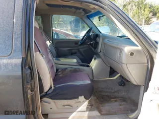 1999 Chevrolet Silverado 1500 LS with VIN 1GCEK19T5XE193438, listed as a IAAI auction lot 41883649 with 65,768 mi miles. Bid and sale history available at carsss.com. Image 5.