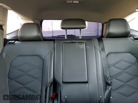 2024 Volkswagen Atlas SE with VIN 1V2WR2CA9RC514763, listed as a Copart auction lot 88169765 with 39,144 mi miles and Salvage title. Bid and sale history available at DreamBid. Image 10.