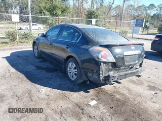 2012 Nissan Altima 2.5 S with VIN 1N4AL2AP6CN453507, listed as a IAAI auction lot 40952892 with 173,774 mi miles. Bid and sale history available at carsss.com. Image 3.