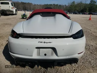 2022 Porsche 718 Spyder z VIN WP0CC2A8XNS235344, wystawiony jako Copart lot #47044674 z przebiegiem 8943 mil mil oraz Szkody całkowita. Historia ofert i sprzedaży dostępna na DreamBid. Obrazek 6.