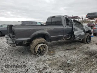 2005 Ford F-350 XL z VIN 1FTWX31P25EB39463, wystawiony jako Copart lot #49637815 z przebiegiem Nie podano mil oraz Szkoda całkowita • Salvage title. Historia ofert i sprzedaży dostępna na DreamBid. Obrazek 3.