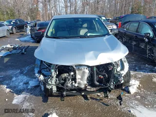 2022 Chevrolet Equinox LS with VIN 3GNAXSEV0NS163450, listed as a IAAI auction lot 41225520 with 99,817 mi miles. Bid and sale history available at carsss.com. Image 13.