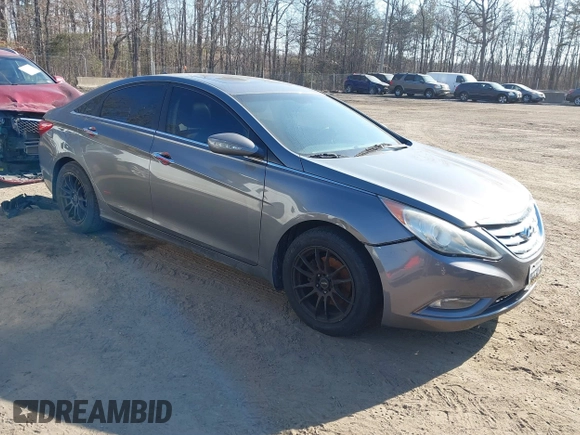 2011 Hyundai Sonata SE with VIN 5NPEC4AC3BH133760, listed as a IAAI auction lot 41675064 with 195,298 mi miles. Bid and sale history available at carsss.com. Image 1.