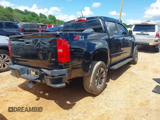 2022 Chevrolet Colorado 4WD Z71 z VIN 1GCGTDEN5N1327500, wystawiony jako IAAI lot #42265450 z przebiegiem 48 680 mil mil oraz . Historia ofert i sprzedaży dostępna na DreamBid. Obrazek 4.
