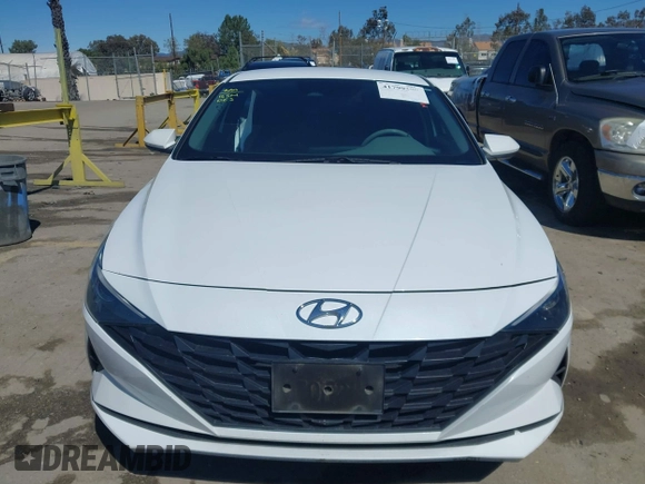 2022 Hyundai Elantra SEL with VIN 5NPLM4AG2NH070629, listed as a IAAI auction lot 41799299 with 58,720 mi miles and . Bid and sale history available at DreamBid. Image 13.