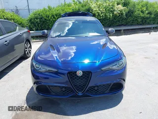 2020 Alfa Romeo Giulia Quadrifoglio with VIN ZARFAMEV7L7632532, listed as a IAAI auction lot 42191025 with 31,703 mi miles and . Bid and sale history available at DreamBid. Image 13.