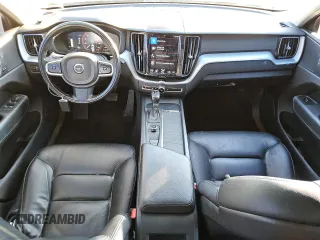 2018 Volvo XC60 Momentum with VIN YV4102RK9J1024956, listed as a Copart auction lot 43135215 with 95,269 mi miles and Clean Title. Bid and sale history available at DreamBid. Image 8.