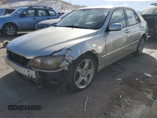 2005 Lexus IS 300 Sport with VIN JTHBD192050095768, listed as a Copart auction lot 88594305 with 136,533 mi miles and Clean Title. Bid and sale history available at carsss.com. Image 1.