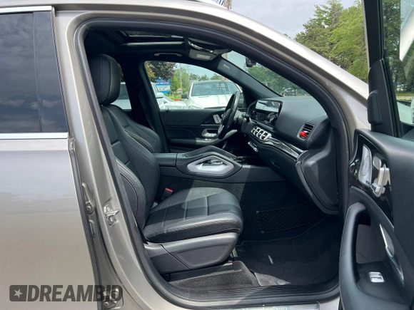 2020 Mercedes-Benz GLE 350 with VIN 4JGFB4KB5LA065754, listed as a Copart auction lot 63712235 with 121,624 mi miles and Clean title. Bid and sale history available at DreamBid. Image 5.