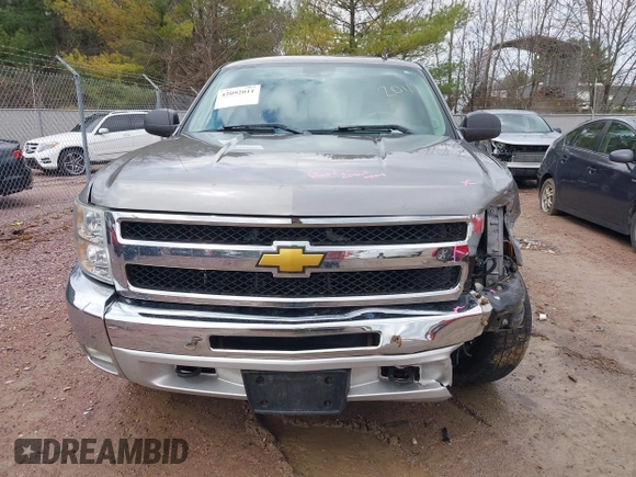 2012 Chevrolet Silverado 1500 LT with VIN 1GCRKSE76CZ228698, listed as a IAAI auction lot 42092011 with 184,322 mi miles. Bid and sale history available at carsss.com. Image 13.