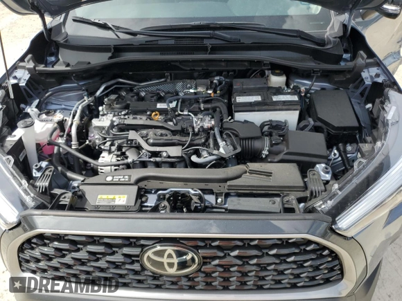 2022 Toyota Corolla Cross XLE z VIN 7MUDAAAG9NV036831, wystawiony jako Copart lot #60986125 z przebiegiem 6 642 mil mil oraz Szkoda całkowita • Salvage title. Historia ofert i sprzedaży dostępna na DreamBid. Obrazek 12.
