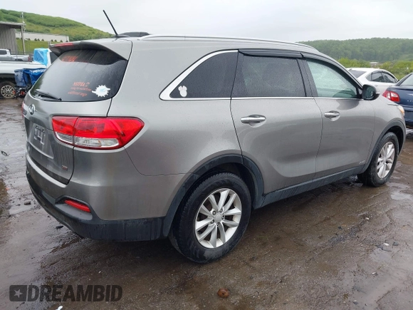 2017 Kia Sorento LX с VIN 5XYPGDA31HG270824, выставлен на аукционе IAAI как лот 42344131 с пробегом 195 128 миль миль и . История ставок и продаж доступна на DreamBid. Изображение 4.