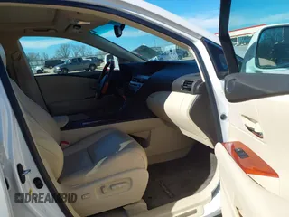 2012 Lexus RX with VIN 2T2ZK1BA3CC073186, listed as a IAAI auction lot 41681574 with 110,000 mi miles. Bid and sale history available at carsss.com. Image 5.