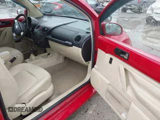 2007 Volkswagen Beetle с VIN 3VWRW31C47M517385, выставлен на аукционе IAAI как лот 42270595 с пробегом 136 227 миль миль и . История ставок и продаж доступна на DreamBid. Изображение 5.