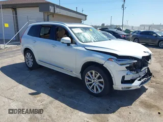 2017 Volvo XC90 Inscription z VIN YV4A22PL8H1149771, wystawiony jako IAAI lot #42246323 z przebiegiem 119 830 mil mil oraz . Historia ofert i sprzedaży dostępna na DreamBid. Obrazek 1.