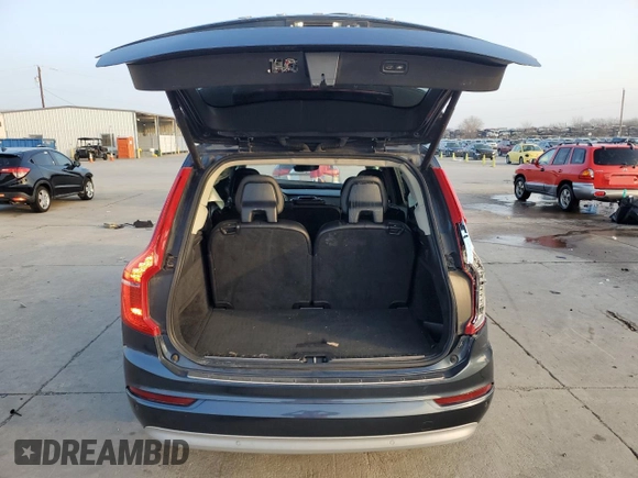 2022 Volvo XC90 Momentum with VIN YV4102CKXN1780939, listed as a Copart auction lot 44514105 with 79,370 mi miles and Salvage Title. Bid and sale history available at DreamBid. Image 6.