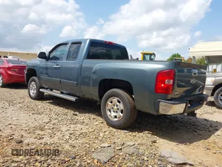 2007 Chevrolet Silverado 1500 LT w/2LT with VIN 2GCEC19J771643877, listed as a IAAI auction lot 41952197 with 160,375 mi miles. Bid and sale history available at carsss.com. Image 3.