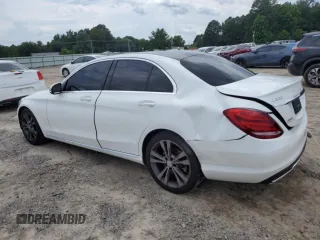 2016 Mercedes-Benz C 300 с VIN 55SWF4JB5GU174320, выставлен на аукционе Copart как лот 60881825 с пробегом 227 724 миль миль и Списание • Salvage title. История ставок и продаж доступна на DreamBid. Изображение 2.