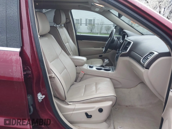 2017 Jeep Grand Cherokee Overland with VIN 1C4RJFCG5HC854024, listed as a IAAI auction lot 42006307 with 118,640 mi miles. Bid and sale history available at carsss.com. Image 5.