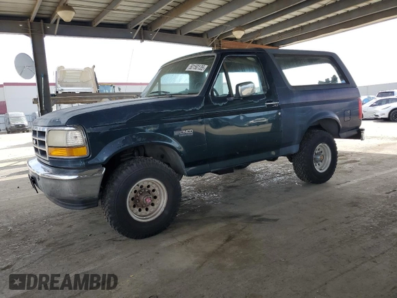 1992 Ford Bronco XL с VIN 1FMEU15N2NLB01501, выставлен на аукционе Copart как лот 50150135 с пробегом Не указан миль и Чистый • Clean title. История ставок и продаж доступна на DreamBid. Изображение 1.
