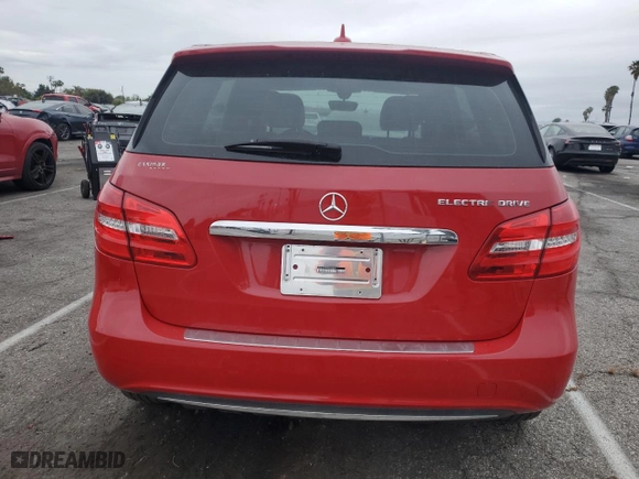 2014 Mercedes-Benz B-Class with VIN WDDVP9ABXEJ003839, listed as a Copart auction lot 53499135 with 33,918 mi miles and Clean Title. Bid and sale history available at carsss.com. Image 6.
