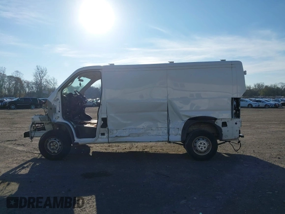 2018 Ram ProMaster Cargo with VIN 3C6TRVAG1JE152736, listed as a IAAI auction lot 40743120 with Not Provided miles and . Bid and sale history available at DreamBid. Image 14.