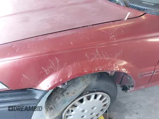 1990 Toyota Corolla z VIN 1NXAE94A1LZ117401, wystawiony jako IAAI lot #41755431 z przebiegiem 81 786 mil mil oraz . Historia ofert i sprzedaży dostępna na DreamBid. Obrazek 6.
