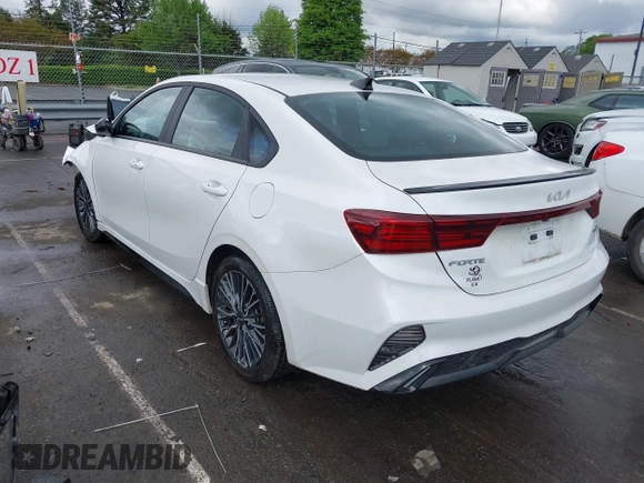 2023 Kia Forte GT-Line z VIN 3KPF54AD5PE583428, wystawiony jako IAAI lot #42016122 z przebiegiem 16 589 mil mil oraz . Historia ofert i sprzedaży dostępna na DreamBid. Obrazek 3.
