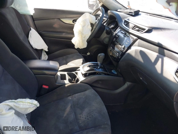2015 Nissan Rogue SV with VIN KNMAT2MVXFP538282, listed as a IAAI auction lot 41776568 with 192,243 mi miles. Bid and sale history available at carsss.com. Image 5.