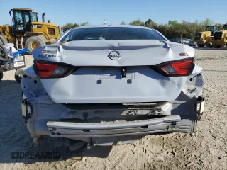 2023 Nissan Altima SR z VIN 1N4BL4CV0PN395220, wystawiony jako Copart lot #49964305 z przebiegiem 36 275 mil mil oraz Szkoda całkowita • Salvage title. Historia ofert i sprzedaży dostępna na DreamBid. Obrazek 6.