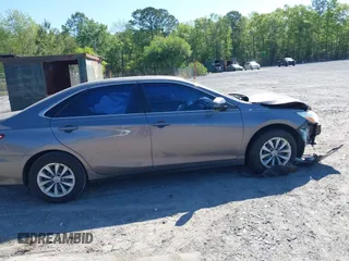 2017 Toyota Camry XLE with VIN 4T1BF1FK2HU279053, listed as a IAAI auction lot 42050455 with 100,896 mi miles. Bid and sale history available at carsss.com. Image 13.
