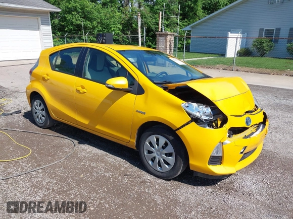 2014 Toyota Prius One z VIN JTDKDTB31E1066984, wystawiony jako IAAI lot #42261574 z przebiegiem 163 378 mil mil oraz . Historia ofert i sprzedaży dostępna na DreamBid. Obrazek 1.