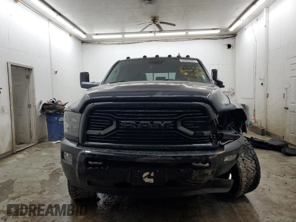 2018 Ram 2500 with VIN 3C6UR4ML3JG402053, listed as a Copart auction lot 88890685 with 62,388 mi miles and Salvage title. Bid and sale history available at DreamBid. Image 5.