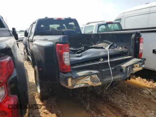 2021 Ford F-450 XL with VIN 1FT8W4DT7MED46519, listed as a Copart auction lot 59011875 with 71,152 mi miles and Salvage title. Bid and sale history available at DreamBid. Image 2.