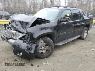 2011 Chevrolet Avalanche LT with VIN 3GNTKFE39BG402411, listed as a Copart auction lot 86531434 with 172,464 mi miles and Salvage Title. Bid and sale history available at carsss.com. Image 1.