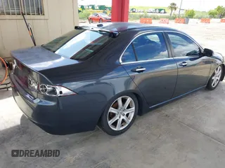 2005 Acura TSX с VIN JH4CL96885C027974, выставлен на аукционе IAAI как лот 42782490 с пробегом 133 182 миль миль и . История ставок и продаж доступна на DreamBid. Изображение 4.