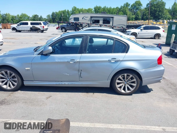 2011 BMW 3 Series 328i xDrive with VIN WBAPK7C57BA971290, listed as a IAAI auction lot 42559588 with 157,477 mi miles and . Bid and sale history available at DreamBid. Image 14.