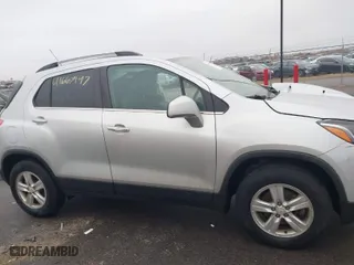 2020 Chevrolet Trax LT with VIN KL7CJPSBXLB007013, listed as a IAAI auction lot 41667147 with 65,000 mi miles. Bid and sale history available at carsss.com. Image 14.