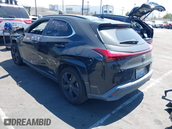 2021 Lexus UX 250h z VIN JTHP9JBH2M2048461, wystawiony jako IAAI lot #42017871 z przebiegiem 56 537 mil mil oraz . Historia ofert i sprzedaży dostępna na DreamBid. Obrazek 3.