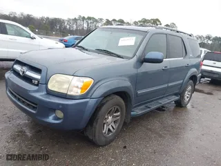 2005 Toyota Sequoia SR5 with VIN 5TDZT34A25S247933, listed as a IAAI auction lot 41618753 with 238,821 mi miles. Bid and sale history available at carsss.com. Image 2.