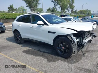 2021 Jaguar F-Pace S z VIN SADCJ2EX0MA678926, wystawiony jako IAAI lot #42479505 z przebiegiem 68 882 mil mil oraz . Historia ofert i sprzedaży dostępna na DreamBid. Obrazek 1.