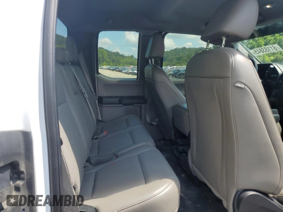 2020 Ford F-150 XL with VIN 1FTEX1E55LKD33749, listed as a Copart auction lot 61183845 with 120,277 mi miles and Salvage title. Bid and sale history available at DreamBid. Image 10.