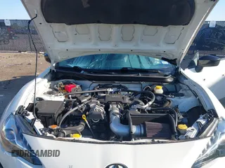 2017 Toyota 86 z VIN JF1ZNAA1XH8707535, wystawiony jako IAAI lot #41969546 z przebiegiem 85 468 mil mil oraz . Historia ofert i sprzedaży dostępna na DreamBid. Obrazek 10.