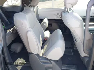 2025 Toyota Sienna XLE with VIN 5TDYRKEC3SS242899, listed as a IAAI auction lot 42054872 with 1,830 mi miles. Bid and sale history available at carsss.com. Image 8.