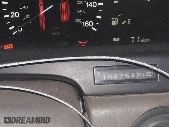 1992 Lexus LS z VIN JT8UF11E7N0140178, wystawiony jako IAAI lot #42077274 z przebiegiem 156 254 mil mil oraz . Historia ofert i sprzedaży dostępna na DreamBid. Obrazek 16.
