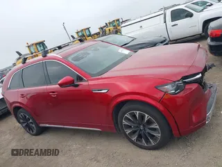 2024 Mazda CX-90 S z VIN JM3KK1HC2R1133087, wystawiony jako IAAI lot #41955750 z przebiegiem 24 217 mil mil oraz . Historia ofert i sprzedaży dostępna na DreamBid. Obrazek 13.