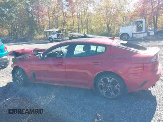 2018 Kia Stinger GT2 with VIN KNAE55LC0J6019590, listed as a IAAI auction lot 40627501 with 90,021 mi miles. Bid and sale history available at carsss.com. Image 14.